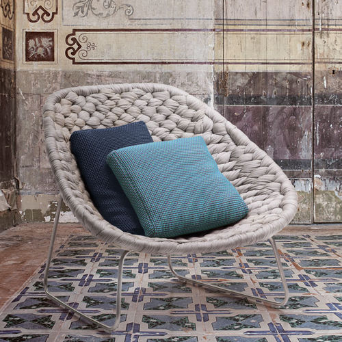 Contemporary armchair SHITO PAOLA LENTI fabric / stainless steel / with removable cushion