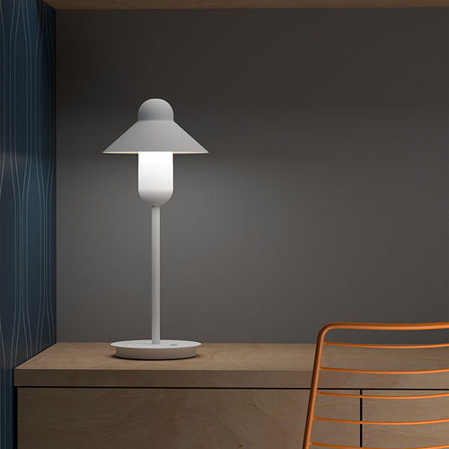 Philips hue beyond dimmable on sale led smart table lamp