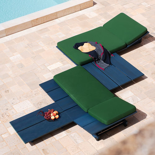 Contemporary sun lounger - EOLIE 008 - RODA - fabric / iroko / garden