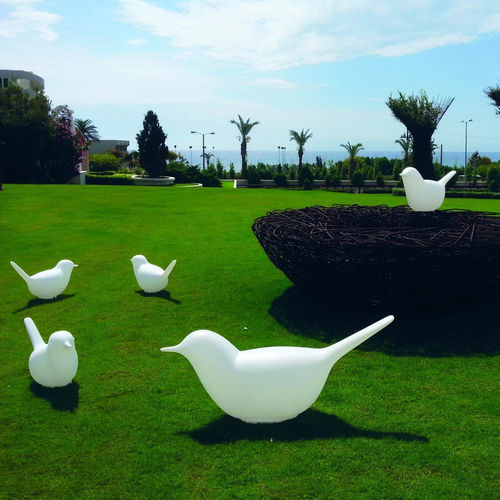 Low-density polyethylene (LDPE) sculpture - PULCINO - SERRALUNGA - outdoor / garden / free-standing