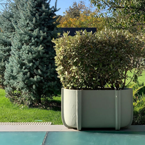 Low-density polyethylene (LDPE) planter - CASSERO  - SERRALUNGA - oval / 100% recyclable / contemporary