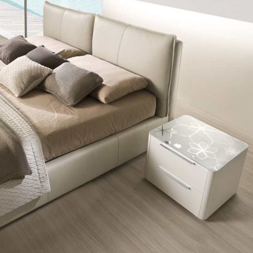 Contemporary bedside table - ISIS - Falegnami - lacquered wood / lacquered wood base / rectangular