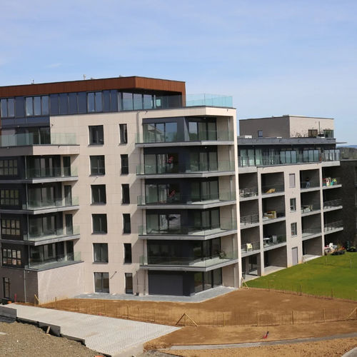 Panel cladding - Moca Creme Honed - LUSOROCHAS NATURAL STONE - natural stone / vertical / sustainable