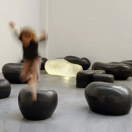 Contemporary pouf - CIOTTOLO - ImperfettoLab - fiberglass / garden