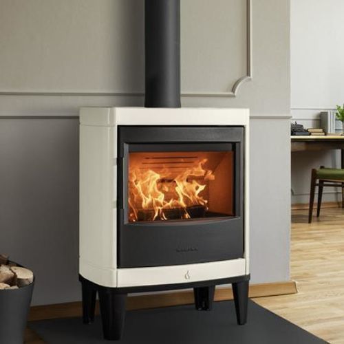 Wood heating stove - E908 - Piazzetta - 5 kW...10 kW / wall-mounted / with legs