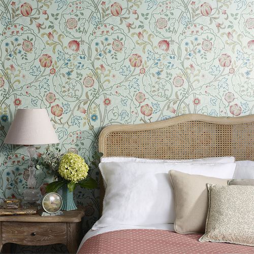 Traditional wallpaper - MARY ISOBEL - MORRIS & Co. - floral / fabric look / wallpaper look