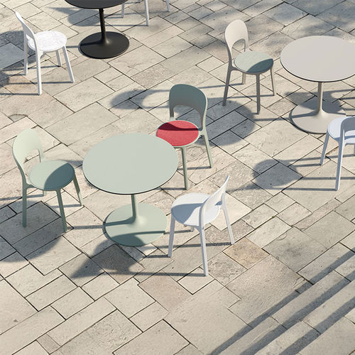 Contemporary garden chair - NOOVO Outdoor - Bene GmbH - outdoor / polypropylene / fabric