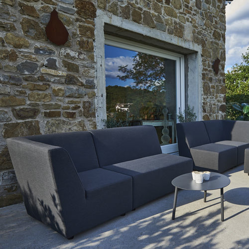 Modular sofa - SHAPE - DRIGANI SRL - contemporary / garden / fabric