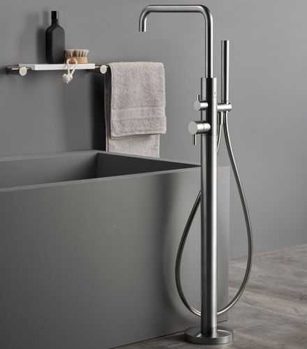 Bathtub mixer tap - PR52DA201IX - Ritmonio Rubinetterie Srl - floor-mounted / brushed brass / indoor