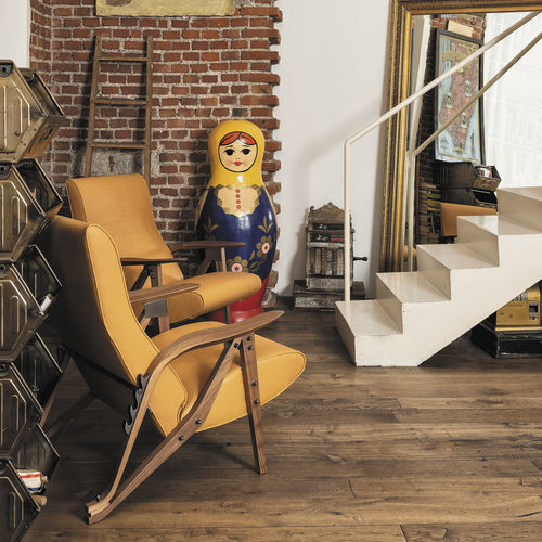 Contemporary armchair - GILDA CM - Zanotta - fabric / leather / oak