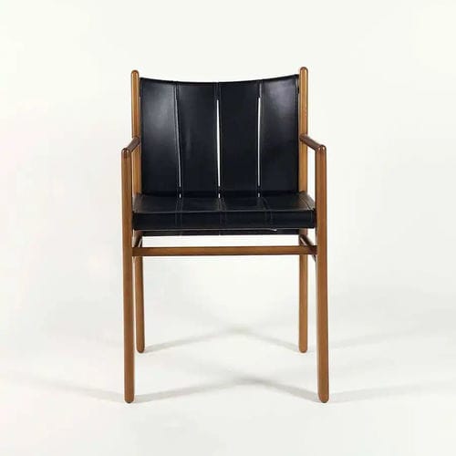 Contemporary chair - OVUNQUE - Bernini Gallery - indoor / leather / ash base