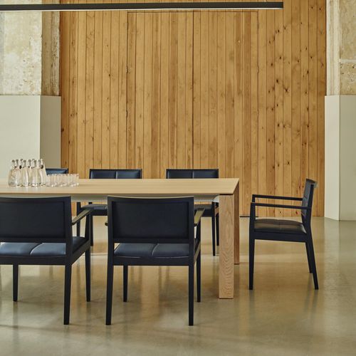 Contemporary chair - MANILA - Andreu World - solid wood / wooden base / upholstered