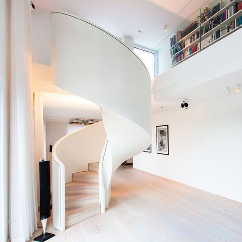 Helical staircase - Modern helical staircase - Siller Stairs - wooden step / wooden frame / home