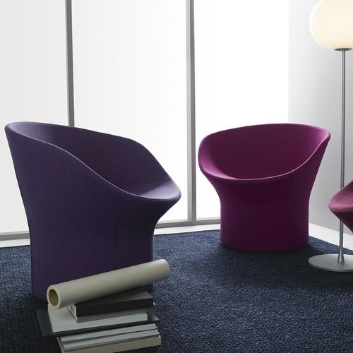 Contemporary visitor armchair - AVALON  - Swedese Möbler - leather / fabric / black