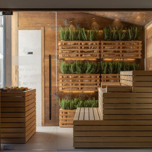 Wellness center sauna - Myrtha Pools - wooden / glass / outdoor