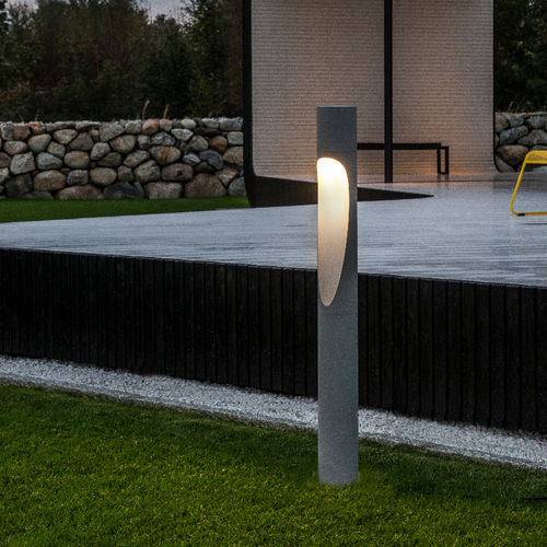 Urban bollard light - FLINDT - Louis Poulsen - contemporary / cast aluminum / LED