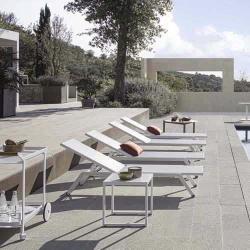 Contemporary side table - QUBIK - Atmosphera - aluminum / aluminum base / square