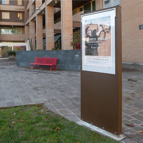 Advertising totem - NEW NETTUNO - Calzolari - outdoor / for public space / for urban areas