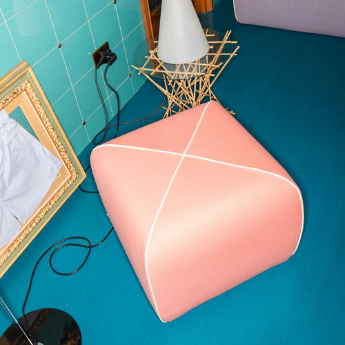 Contemporary pouf - CROSSED   - B-LINE - fabric / leather / square