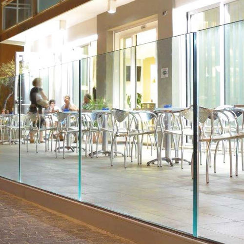 Glass railing - MAXIMA PRIMA B-4000 - METALGLAS - metal / with panels / outdoor