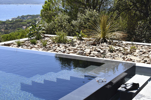 Pool steps - TS NUANCES DE BLEUS DRAGUIGNAN - PISCINES CARRE BLEU