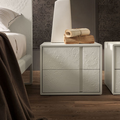Contemporary bedside table - MARTIN - Olivieri - wood veneer / lacquered MDF / wood veneer base