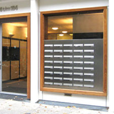 Built-in mailbox - DOOR SIDES HORIZONTAL - Erwin Renz - group