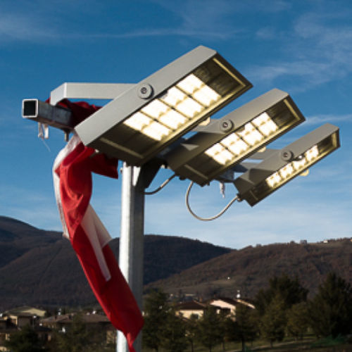 IP66 floodlight - SQUARE PRO - PERFORMANCE IN LIGHTING - LED / for multipurpose gym / for sports fields