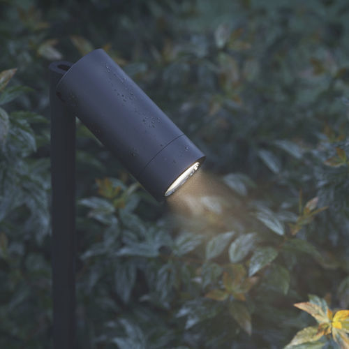 Surface mounted spotlight - YORI - Reggiani  Illuminazione - free-standing / LED / tubular
