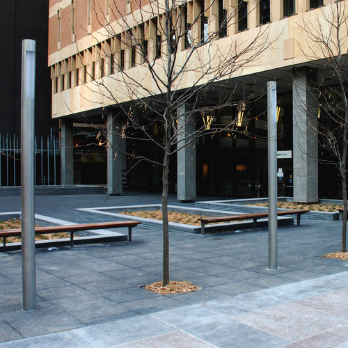 Contemporary light column - COLLONA TYPE 510 - LECCOR Leuchten GmbH - stainless steel / glass / polycarbonate