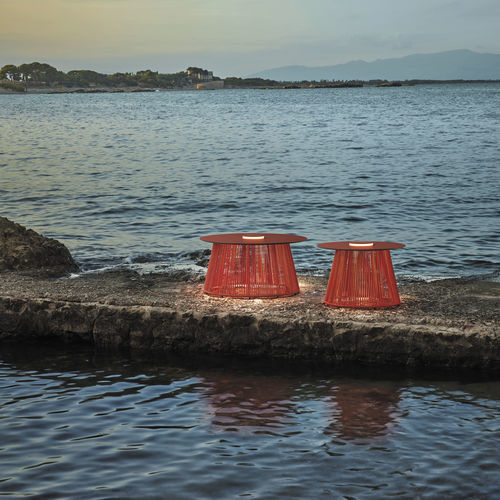 Contemporary side table - NIT - BOVER Barcelona - wooden / metal base / circular