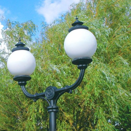 Urban lamp post - P2/K4  - F.P.H. Art Metal Sp.J. - traditional / metal / LED