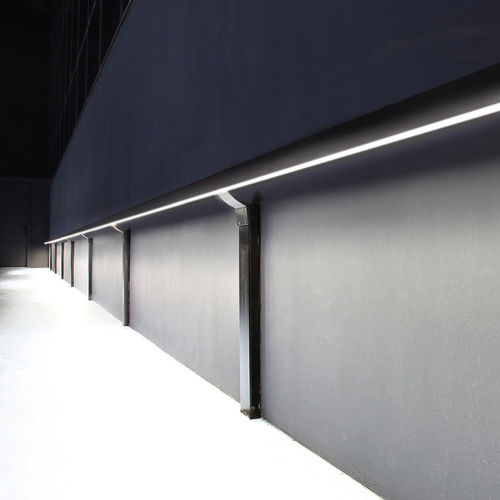 Surface-mounted light fixture - VIA - Aldabra - LED / linear / IP66