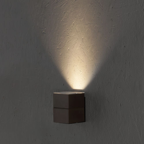 Contemporary wall light - CU-BOX - Antonangeli Illuminazione . - outdoor / aluminum / cube-shaped