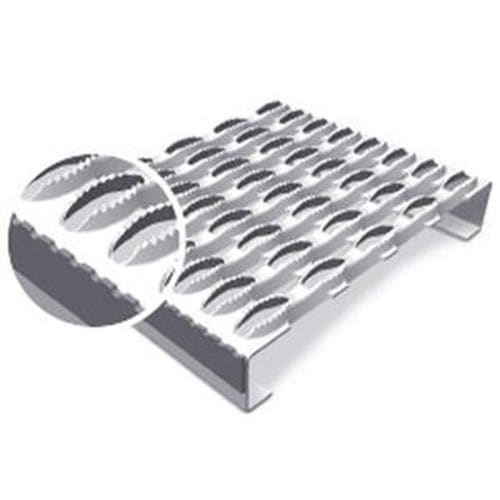 Metal step - STAIRTREADS - MEISER - mesh / non-slip