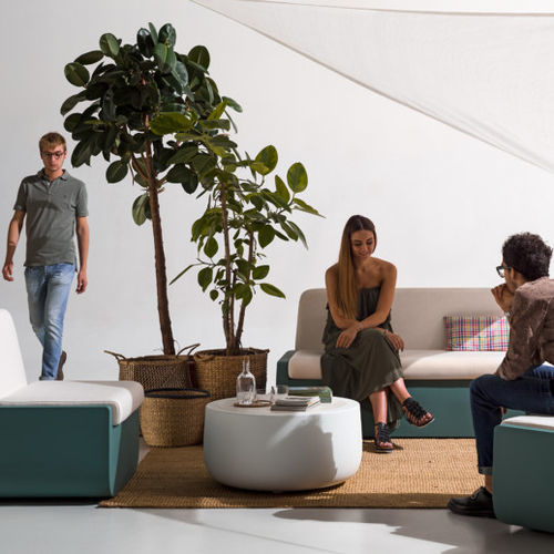 Contemporary coffee table - bold - PLUSt COLLECTION - HPL / polyethylene base / round