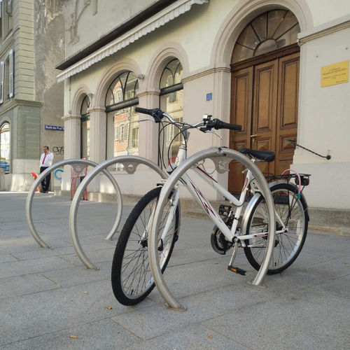 Floor-mounted bike rack - CIRCLE - METALCO - for public space / for urban areas / for parking lot