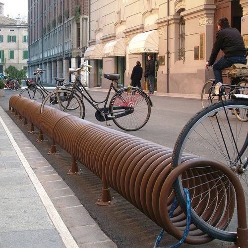 Floor-mounted bike rack - RESET - METALCO - for public space / for urban areas / for parking lot
