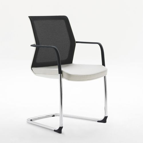 Contemporary visitor chair - PROJEK - Teknion - indoor / mesh / upholstered