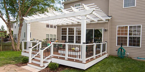 Self-supporting pergola - TREX - Trex Inc. - wall-mounted / aluminum / PVC