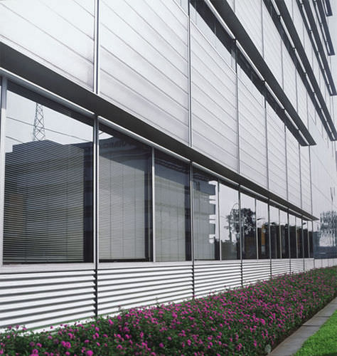 Safety profiled glass - PILKINGTON PROFILIT™ OW (LOW-IRON) - TGP Architectural - insulating / tempered / double-glazed