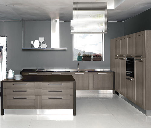 Contemporary kitchen - LICIA  - ARAN Cucine - wooden / island / with handle