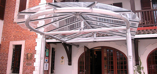 Window canopy - OUVRAGES D'ART - FRANCE INOX INDUSTRIE - for door / stainless steel / glass