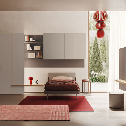 White children's bedroom furniture set Start p16 Clever red