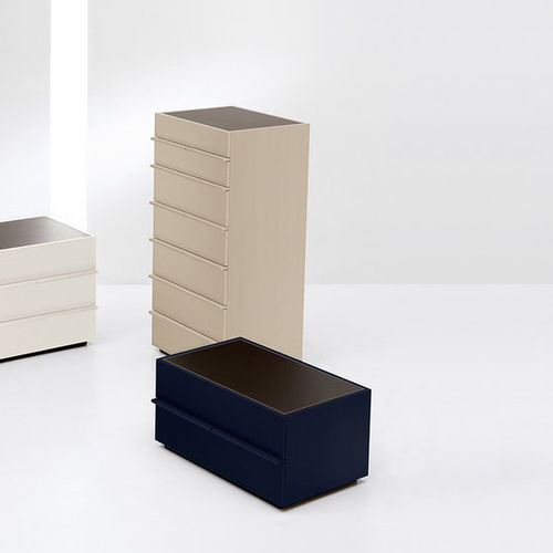 Contemporary chiffonier - AKI - Emmebi Industria Mobili - lacquered wood / lacquered glass / beige