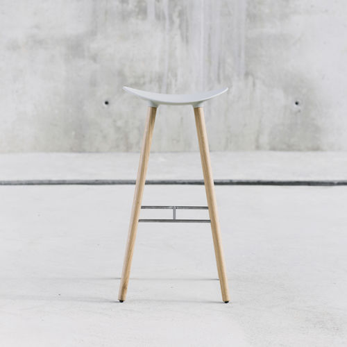 Contemporary bar stool - COMA WOOD - Enea - plywood / polypropylene / oak base