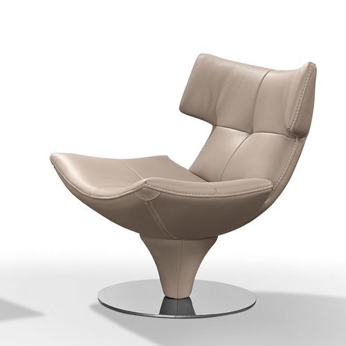 Contemporary fireside chair - HARLEY - Gamma Arredamenti International - leather / metal / central base