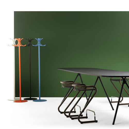 Floor coat rack - S70-12 - Lammhults Möbel AB - contemporary / metal / plastic