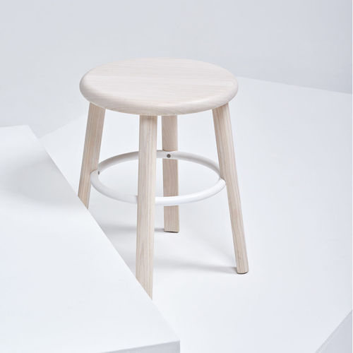 Contemporary stool - SOLO - Mattiazzi - oak / ash / wooden base