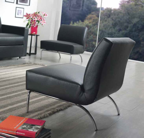 Contemporary fireside chair - OSLO - Pol 74 - leather / metal / black